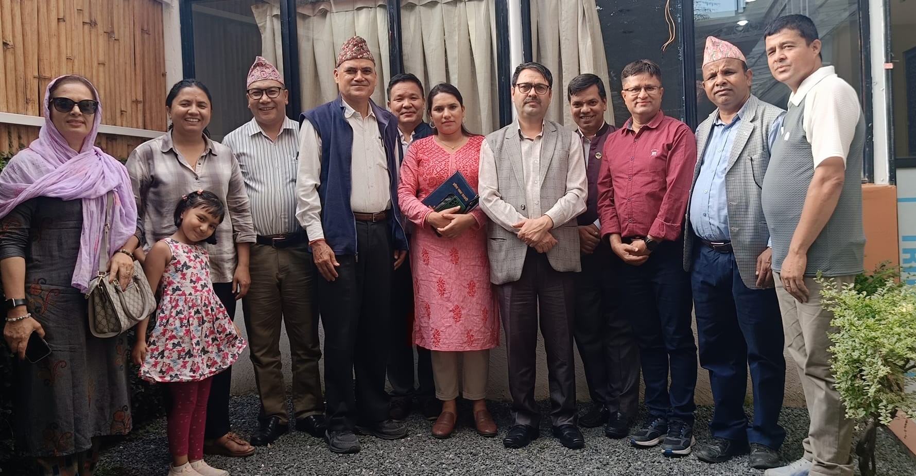 संस्थापक सदस्यहरुको पहिलो बैठक र सञ्चालक समिति गठन