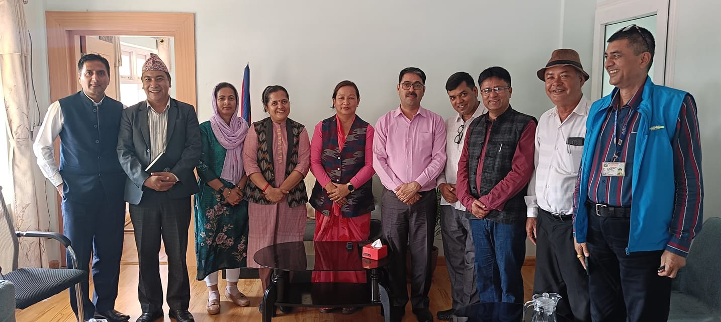 हेटौंडा उपमहानगरपालिका प्रमुख मिना कुमारी लामासँगको भेटघाट