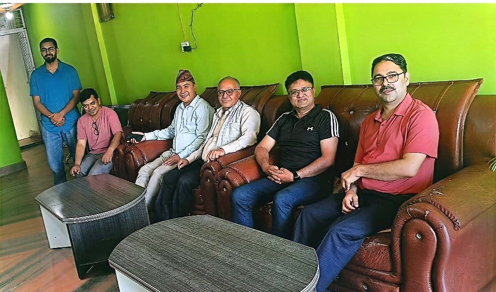 भेरीगंगा नगरपालिका प्रमुख यज्ञ ढकालसँगको भेटघाट