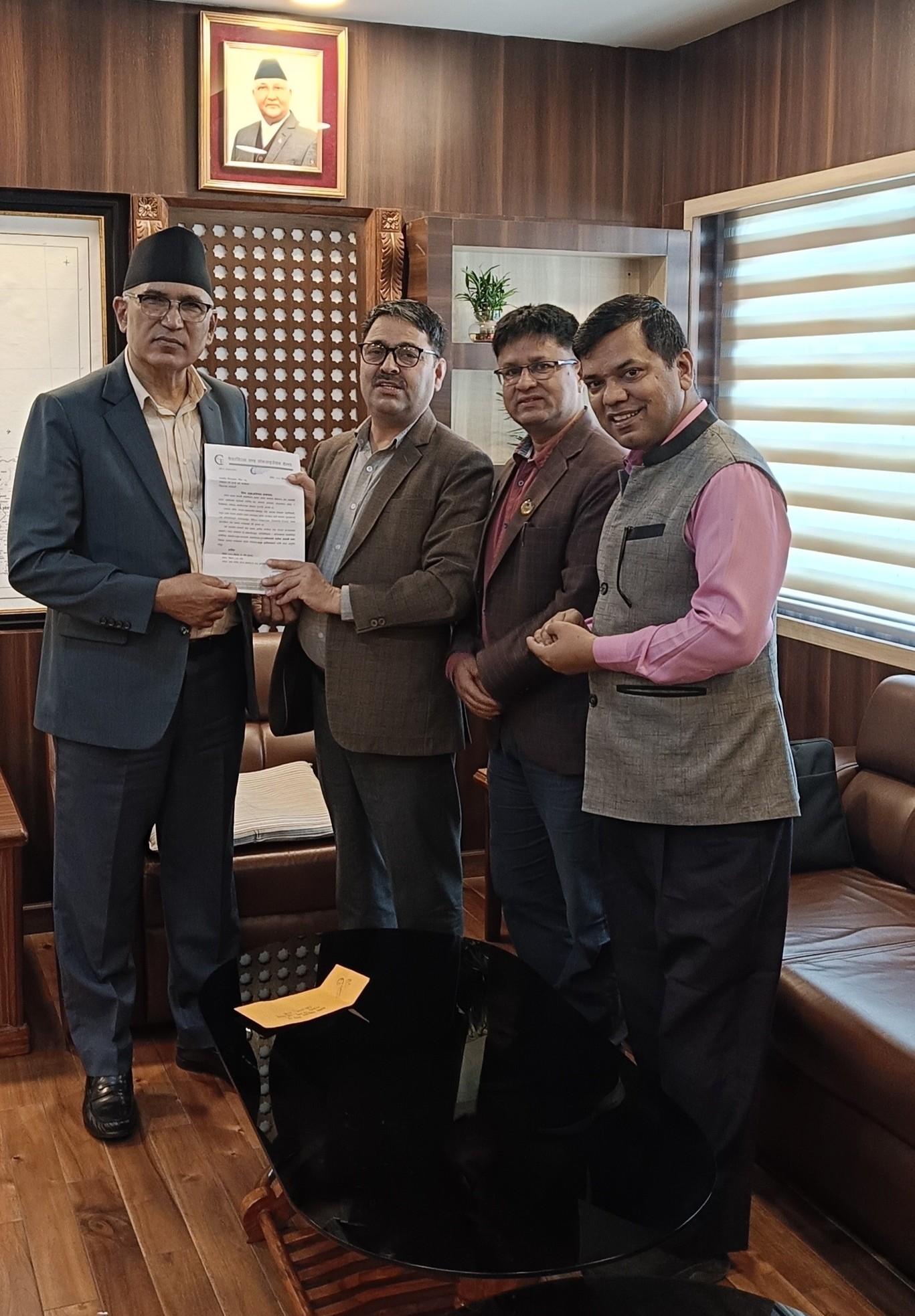 अर्थमन्त्री विष्णु पौडेलसँग आगामी बजेट निर्माणका बारेमा केही महत्त्वपूर्ण सुझावहरु प्रस्तुत