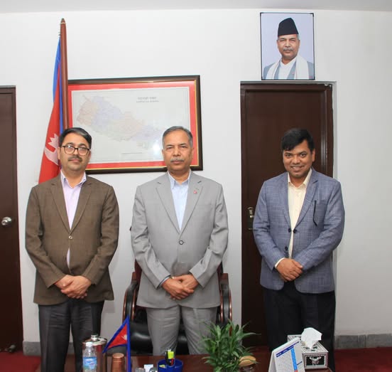 सम्माननीय उपराष्ट्रपति रामसहाय प्रसाद यादवज्यूसंग भेट